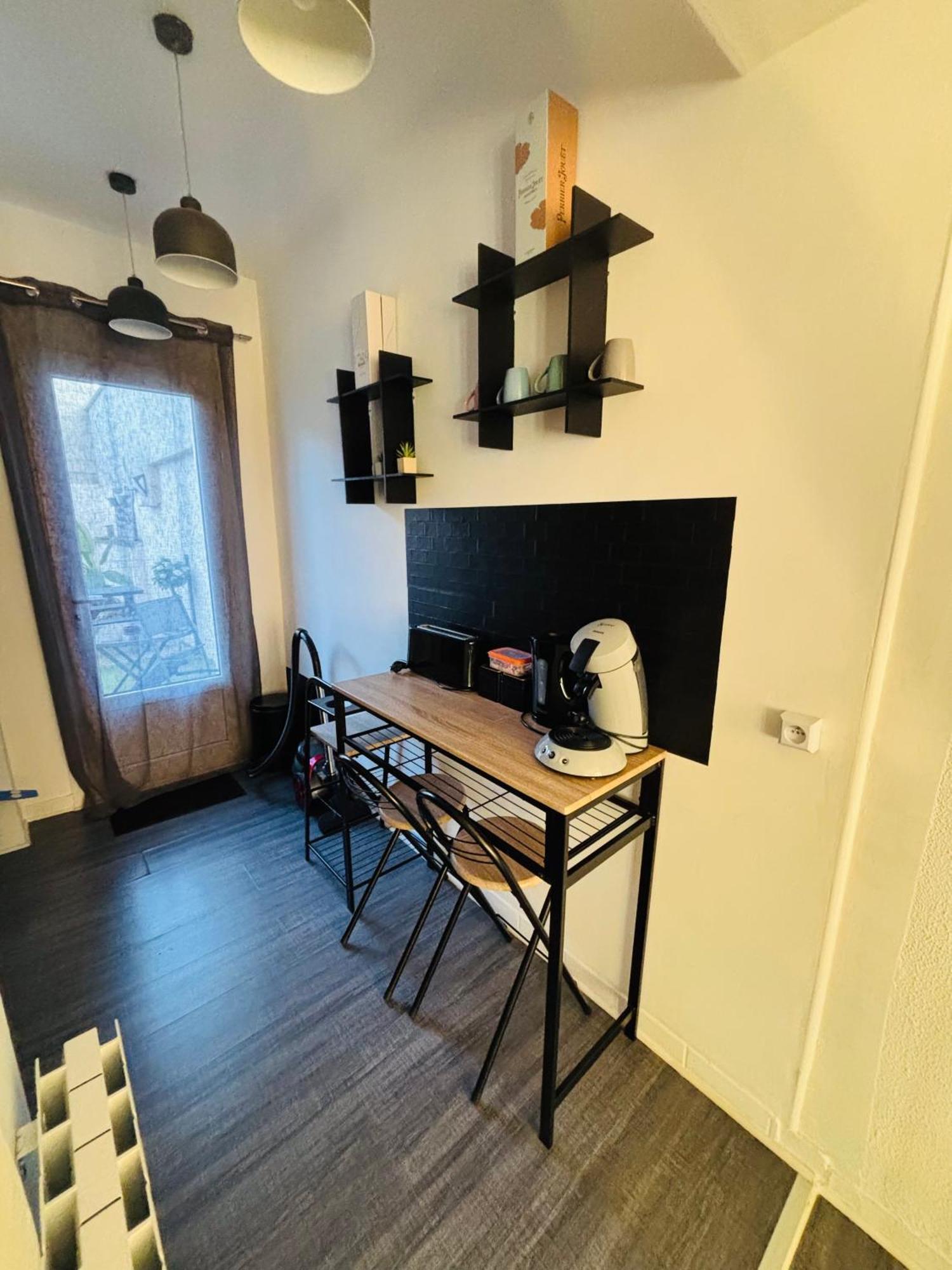 Petille En Champagne - 1 Chambre - Terrasse Еперне Екстериор снимка