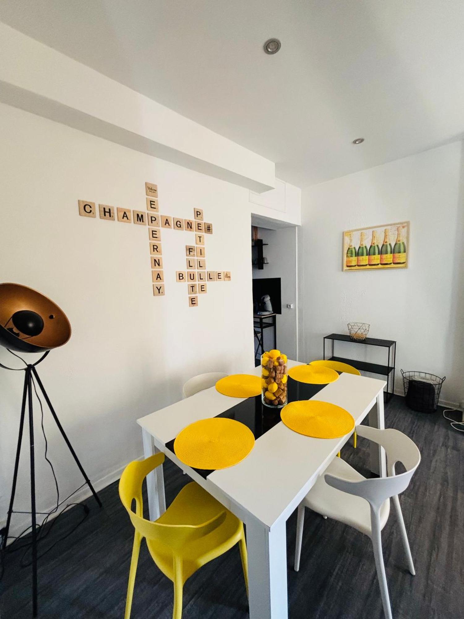 Petille En Champagne - 1 Chambre - Terrasse Еперне Екстериор снимка